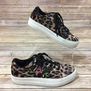 MADDEN GIRL 6.5 Sneakers Leopard Embroidered Shoe